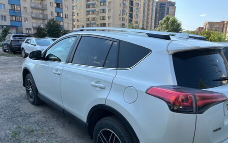 Toyota RAV4, 2017 год, 3 000 000 рублей, 3 фотография