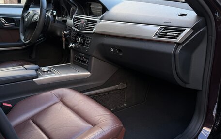 Mercedes-Benz E-Класс, 2009 год, 1 450 000 рублей, 22 фотография