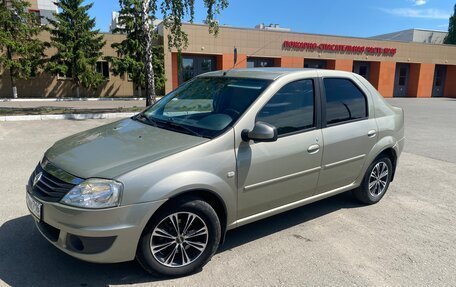 Renault Logan I, 2012 год, 650 000 рублей, 3 фотография