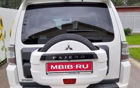 Mitsubishi Pajero IV, 2013 год, 2 400 000 рублей, 3 фотография