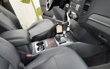 Mitsubishi Pajero IV, 2013 год, 2 400 000 рублей, 8 фотография