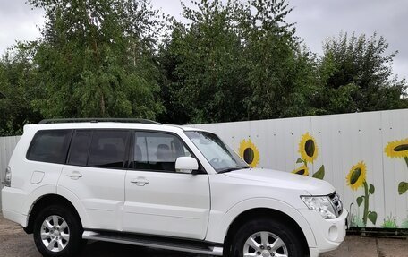 Mitsubishi Pajero IV, 2013 год, 2 400 000 рублей, 6 фотография