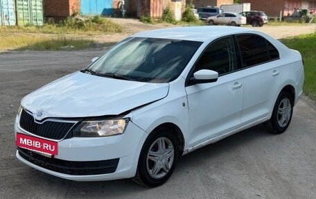 Skoda Rapid I, 2016 год, 380 000 рублей, 2 фотография