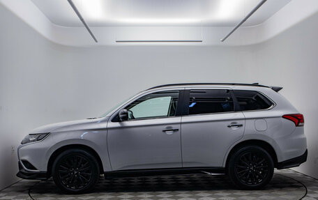 Mitsubishi Outlander III рестайлинг 3, 2022 год, 3 495 000 рублей, 9 фотография