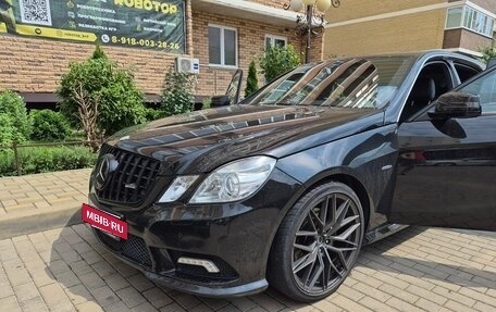 Mercedes-Benz E-Класс, 2011 год, 1 530 000 рублей, 5 фотография