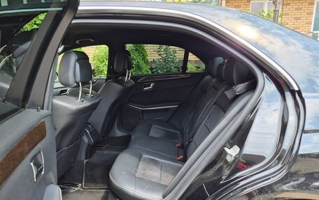 Mercedes-Benz E-Класс, 2011 год, 1 530 000 рублей, 10 фотография