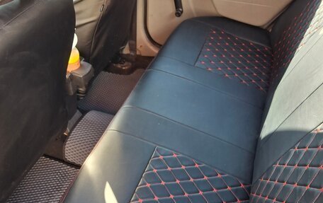Renault Logan I, 2007 год, 260 000 рублей, 13 фотография