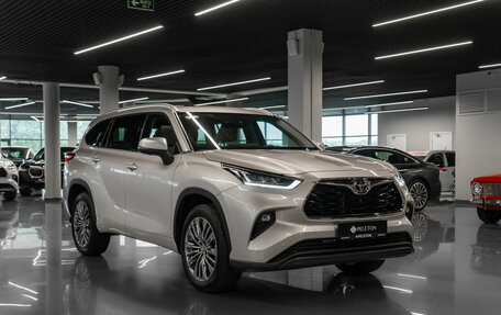 Toyota Highlander, 2026 год, 5 980 000 рублей, 2 фотография