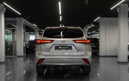 Toyota Highlander, 2026 год, 5 980 000 рублей, 6 фотография