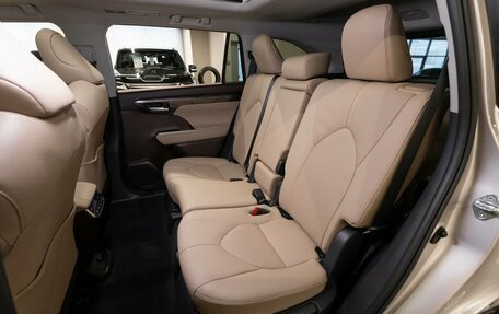 Toyota Highlander, 2026 год, 5 980 000 рублей, 12 фотография