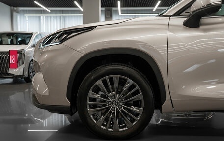 Toyota Highlander, 2026 год, 5 980 000 рублей, 24 фотография