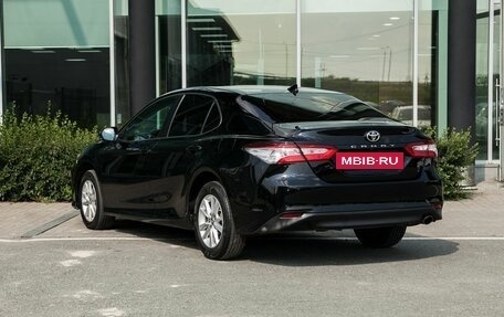 Toyota Camry, 2018 год, 2 350 000 рублей, 6 фотография