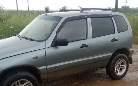 Chevrolet Niva I рестайлинг, 2004 год, 230 000 рублей, 2 фотография