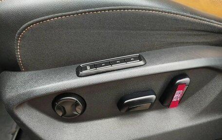 Volkswagen Teramont I, 2018 год, 3 000 000 рублей, 25 фотография
