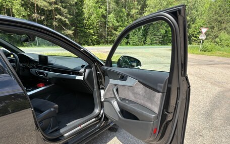 Audi A4, 2020 год, 1 600 000 рублей, 20 фотография