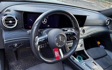 Mercedes-Benz E-Класс, 2021 год, 5 100 000 рублей, 5 фотография