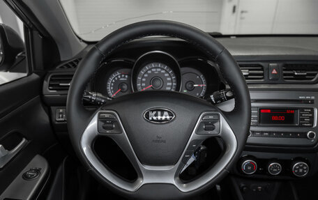 KIA Rio III рестайлинг, 2015 год, 1 075 000 рублей, 10 фотография
