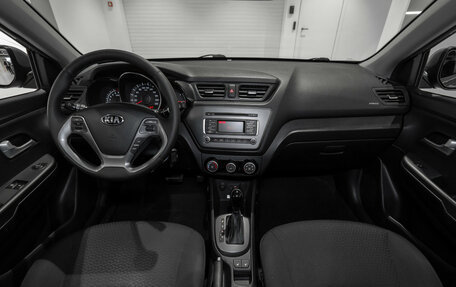 KIA Rio III рестайлинг, 2015 год, 1 075 000 рублей, 8 фотография