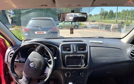 Renault Sandero II рестайлинг, 2014 год, 640 000 рублей, 10 фотография