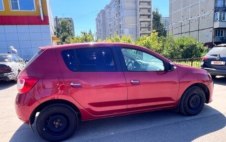 Renault Sandero II рестайлинг, 2014 год, 640 000 рублей, 7 фотография
