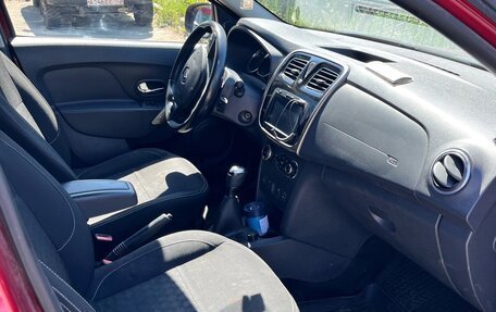 Renault Sandero II рестайлинг, 2014 год, 640 000 рублей, 13 фотография