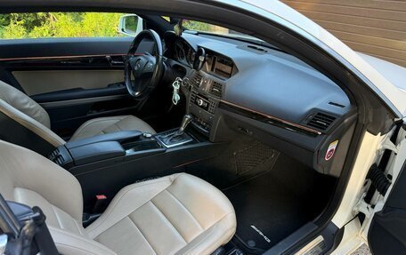 Mercedes-Benz E-Класс, 2011 год, 1 595 000 рублей, 11 фотография