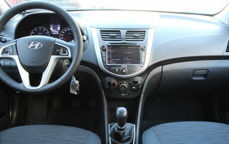 Hyundai Solaris II рестайлинг, 2014 год, 750 000 рублей, 9 фотография