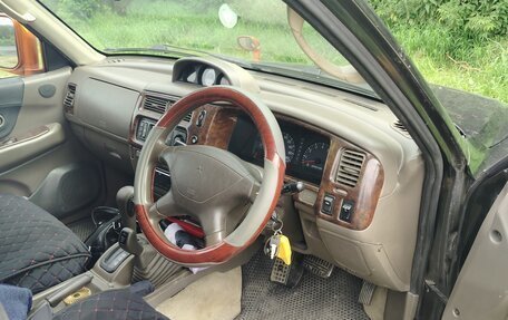 Mitsubishi Challenger I рестайлинг, 1997 год, 600 000 рублей, 10 фотография