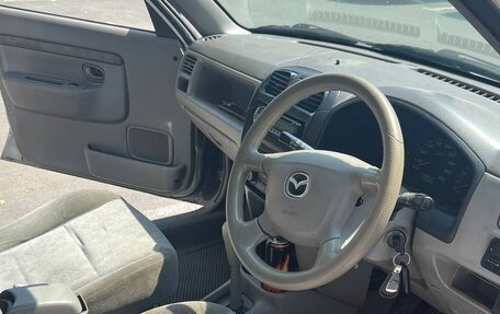 Mazda Demio III (DE), 2001 год, 280 000 рублей, 4 фотография