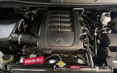 Toyota Sequoia II рестайлинг, 2011 год, 3 850 000 рублей, 14 фотография