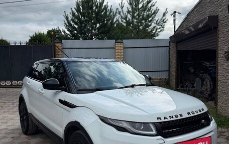 Land Rover Range Rover Evoque I, 2017 год, 2 400 000 рублей, 3 фотография
