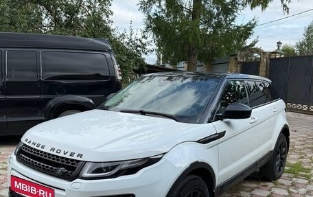 Land Rover Range Rover Evoque I, 2017 год, 2 400 000 рублей, 2 фотография