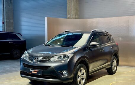 Toyota RAV4, 2014 год, 1 820 000 рублей, 3 фотография