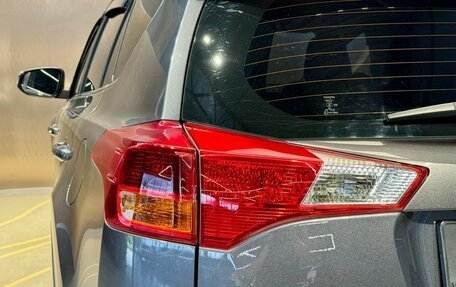 Toyota RAV4, 2014 год, 1 820 000 рублей, 10 фотография