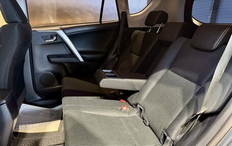 Toyota RAV4, 2014 год, 1 820 000 рублей, 25 фотография