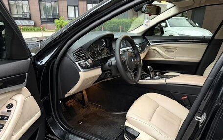 BMW 5 серия, 2011 год, 1 750 000 рублей, 8 фотография
