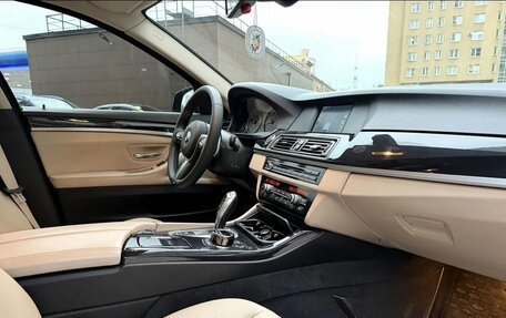 BMW 5 серия, 2011 год, 1 750 000 рублей, 13 фотография