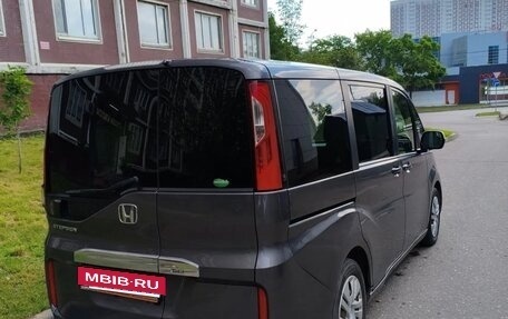 Honda Stepwgn IV, 2015 год, 1 300 000 рублей, 7 фотография