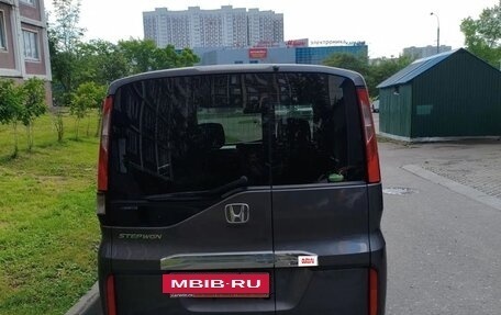 Honda Stepwgn IV, 2015 год, 1 300 000 рублей, 16 фотография