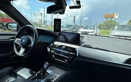 BMW 5 серия, 2018 год, 3 550 000 рублей, 9 фотография