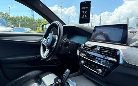 BMW 5 серия, 2018 год, 3 550 000 рублей, 11 фотография