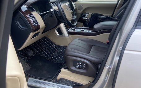 Land Rover Range Rover IV рестайлинг, 2015 год, 4 400 000 рублей, 2 фотография