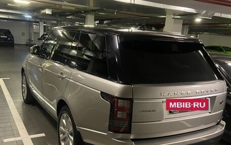 Land Rover Range Rover IV рестайлинг, 2015 год, 4 400 000 рублей, 31 фотография