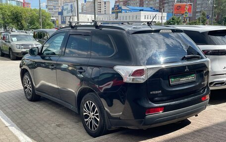 Mitsubishi Outlander III рестайлинг 3, 2012 год, 1 275 000 рублей, 8 фотография