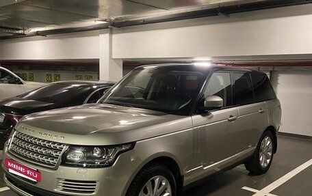 Land Rover Range Rover IV рестайлинг, 2015 год, 4 400 000 рублей, 30 фотография