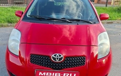 Toyota Yaris III рестайлинг, 2007 год, 380 000 рублей, 1 фотография
