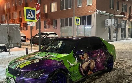 Toyota Altezza, 2000 год, 800 000 рублей, 2 фотография
