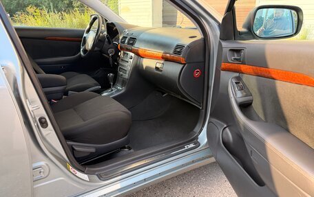 Toyota Avensis III рестайлинг, 2008 год, 700 000 рублей, 10 фотография