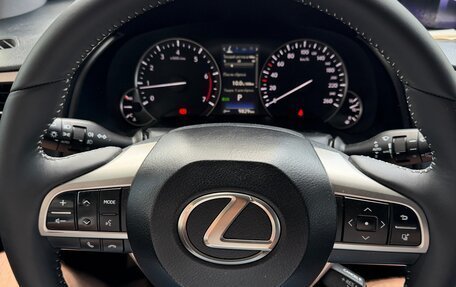 Lexus RX IV рестайлинг, 2016 год, 3 150 000 рублей, 10 фотография