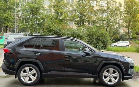 Toyota RAV4, 2020 год, 3 100 000 рублей, 8 фотография